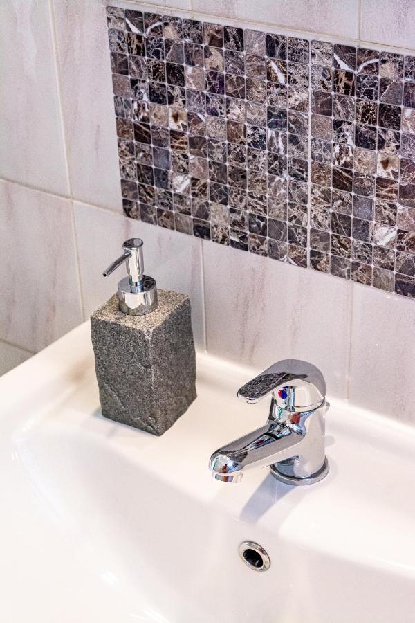 Ritsinia Apartments Ejo Zewnętrze zdjęcie